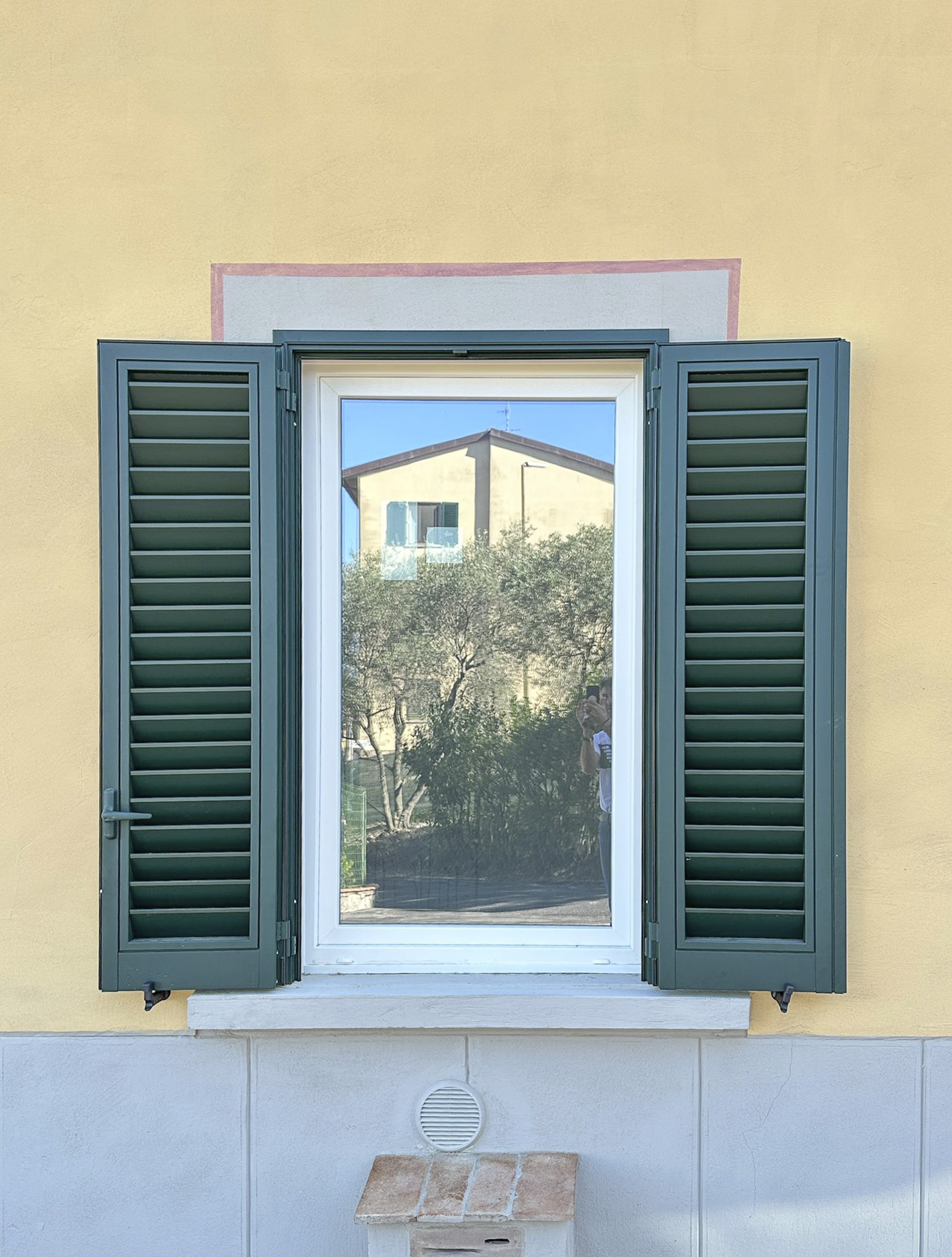 Infissi & Serramenti - foto 1